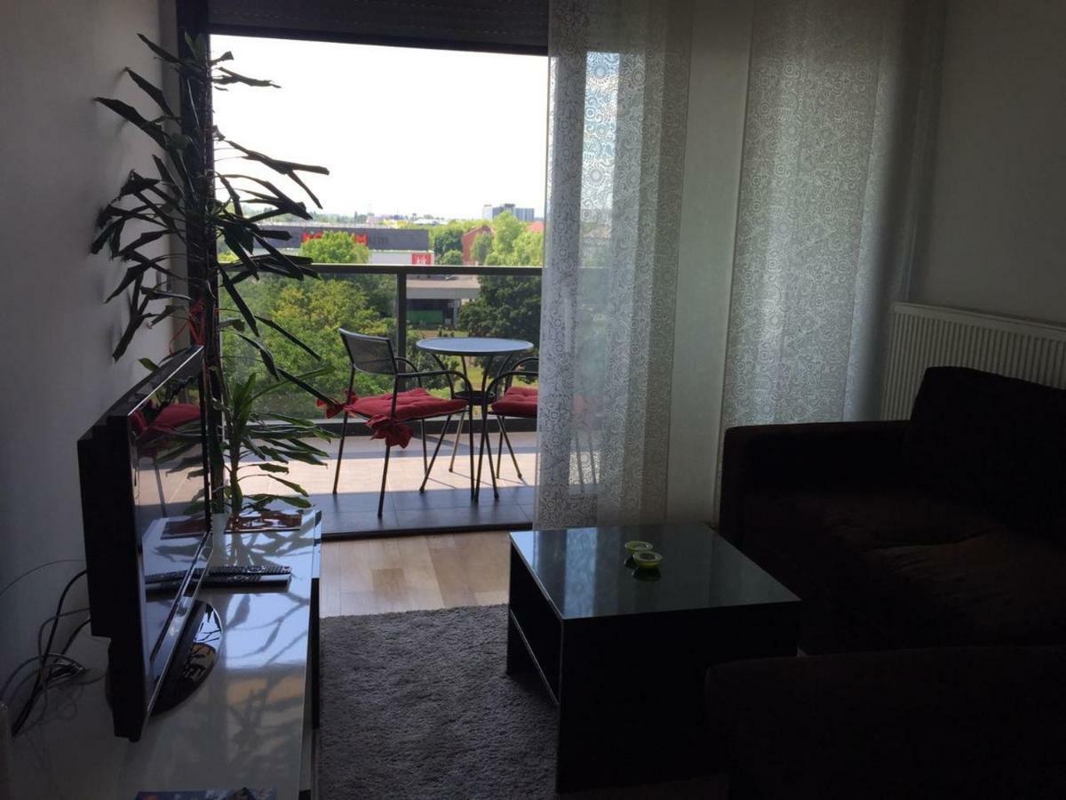 Nova Galerija Studio Ema I Apartman Anita- Parking In Garage Zagreb Ngoại thất bức ảnh