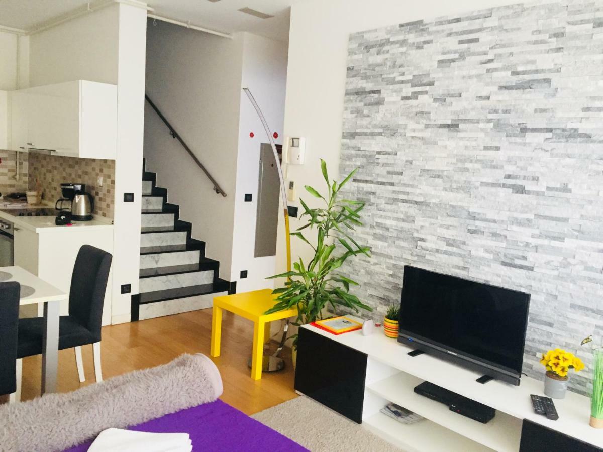 Nova Galerija Studio Ema I Apartman Anita- Parking In Garage Zagreb Ngoại thất bức ảnh
